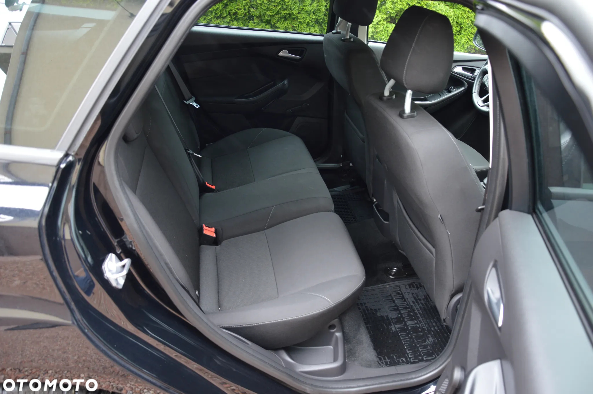 Ford Focus - 32