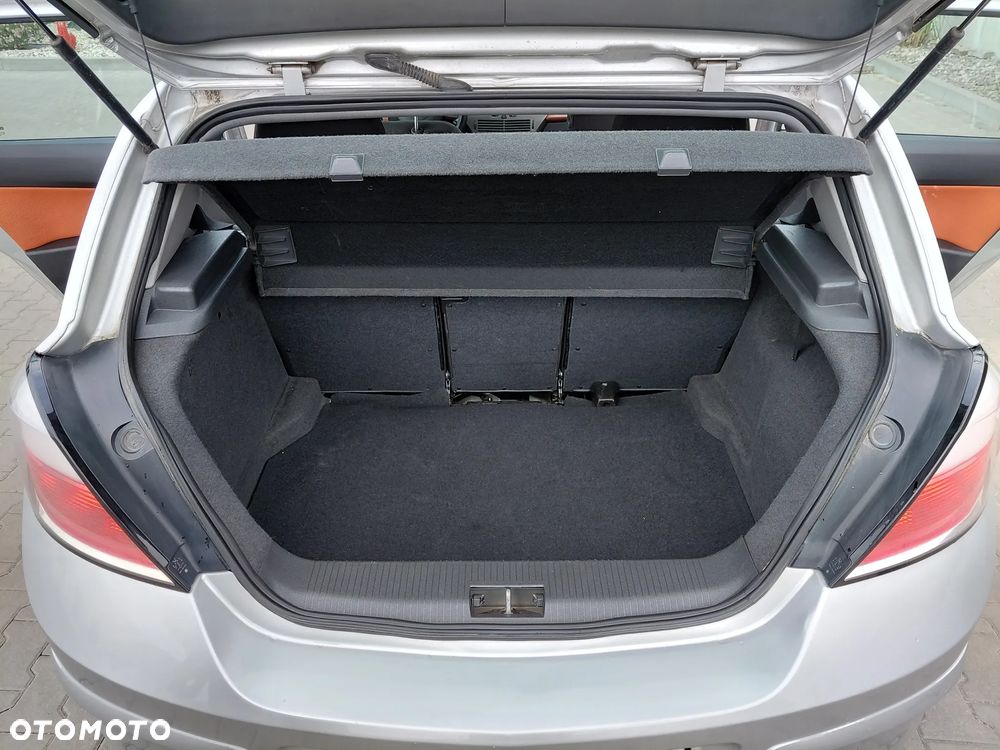 Opel Astra 1.6 Enjoy - 15