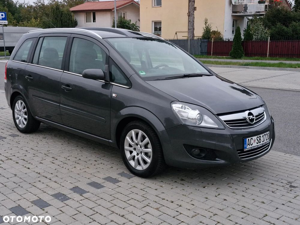 Opel Zafira 1.8 Cosmo - 25