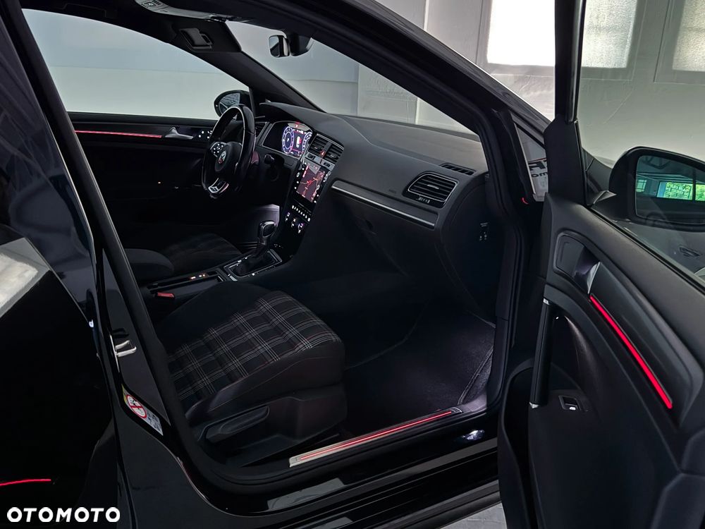 Volkswagen Golf 2.0 TSI BMT GTI Performance DSG - 23