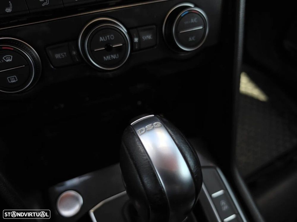 VW Tiguan 2.0 TDI Highline DSG 4Motion - 22