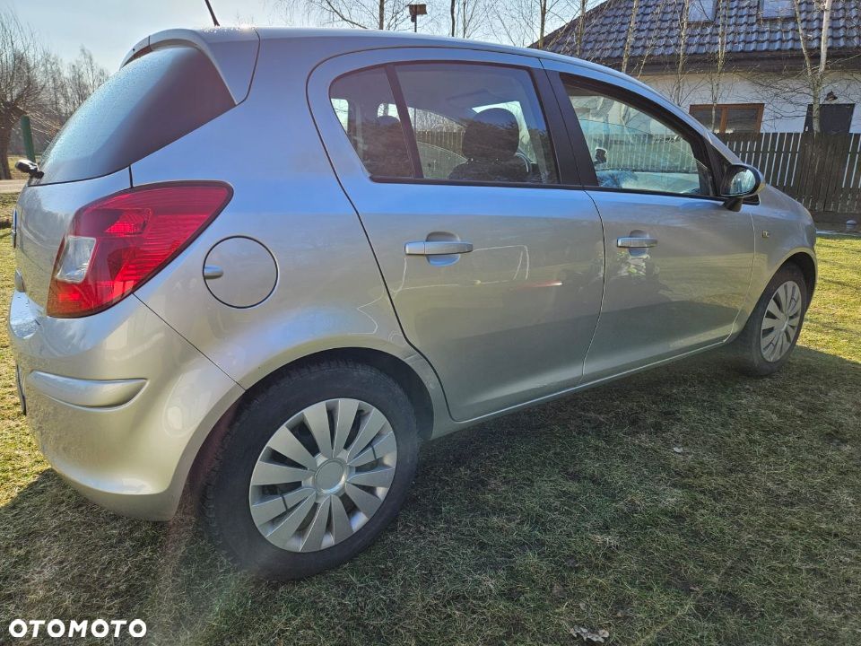 Opel Corsa 1.4 16V Enjoy - 6