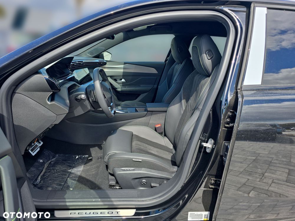 Peugeot 408 1.2 PureTech mHEV GT S&S e-DSC6 - 14