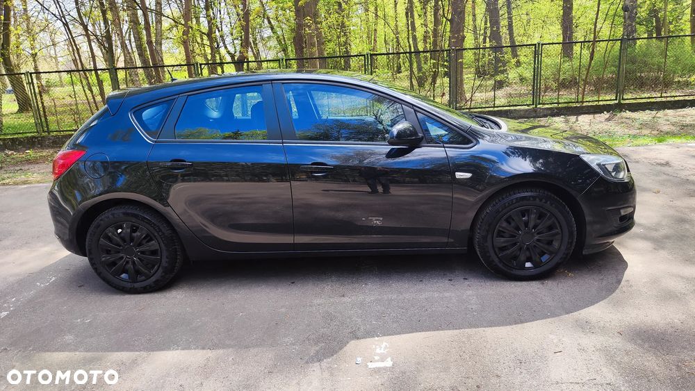 Opel Astra 1.6 ECOFLEX Start/Stop Fun - 4