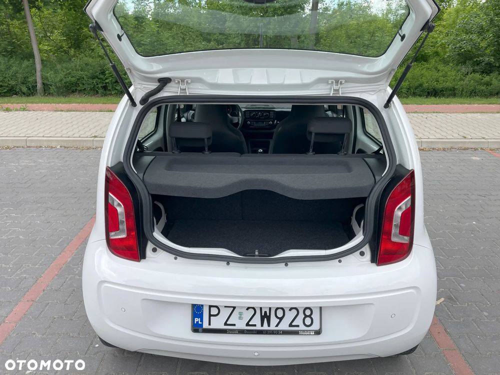 Volkswagen up! - 17