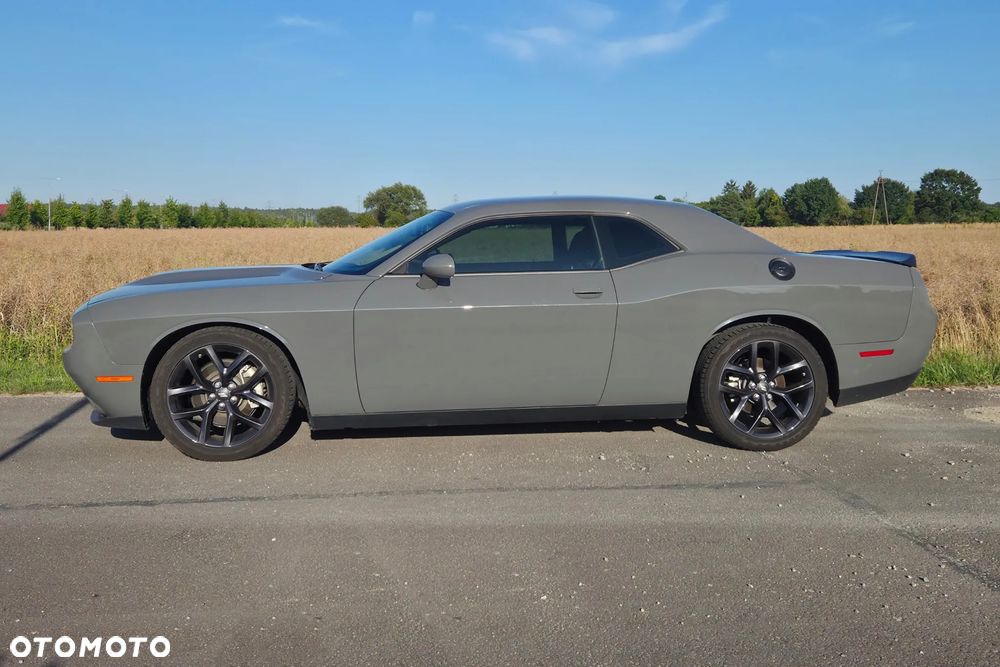 Dodge Challenger - 5