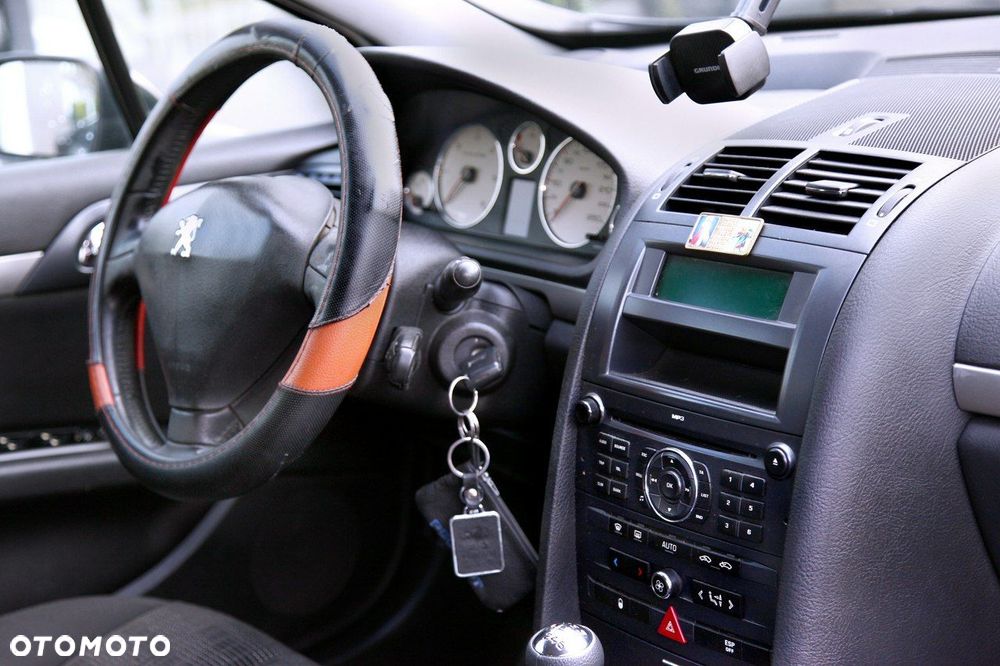 Peugeot 407 - 10