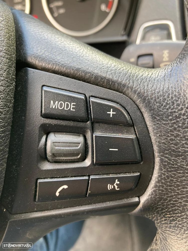 BMW 116 d EDynamics Line Sport - 38