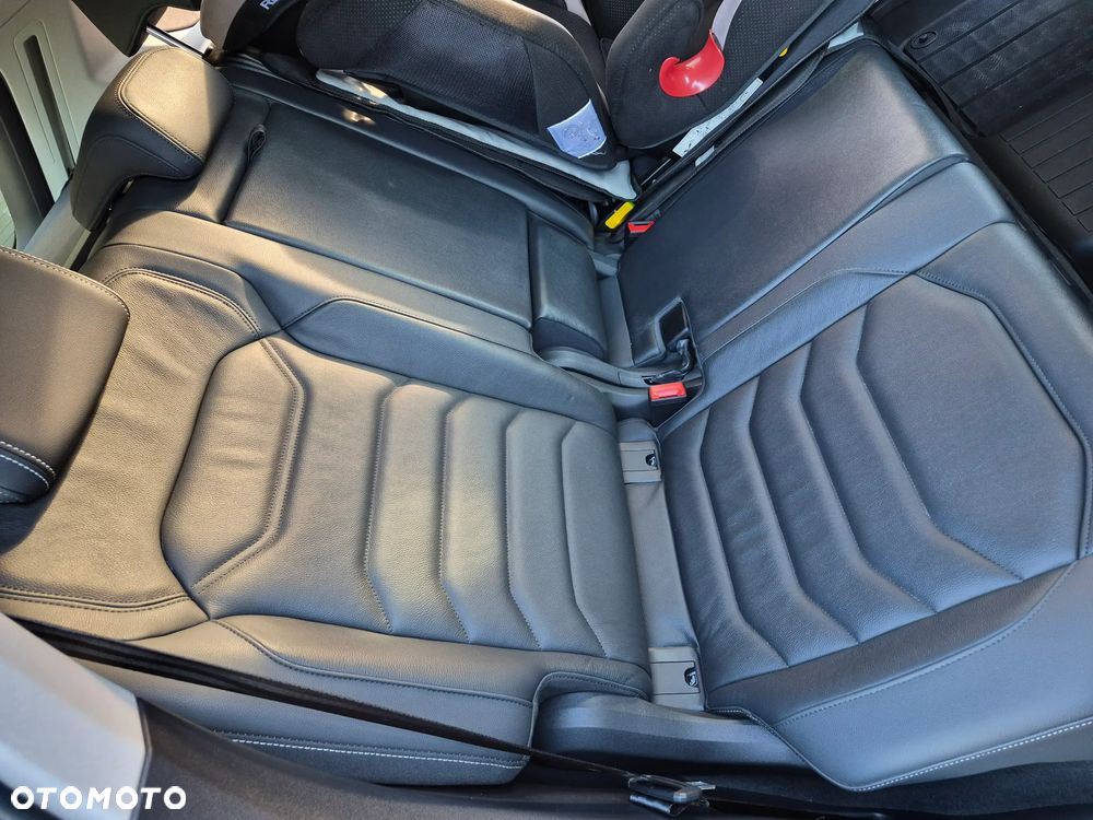 Volkswagen Touareg 3.0 V6 TDI SCR 4Mot - 11