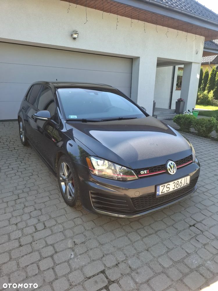 Volkswagen Golf 2.0 TSI BMT GTI DSG - 2