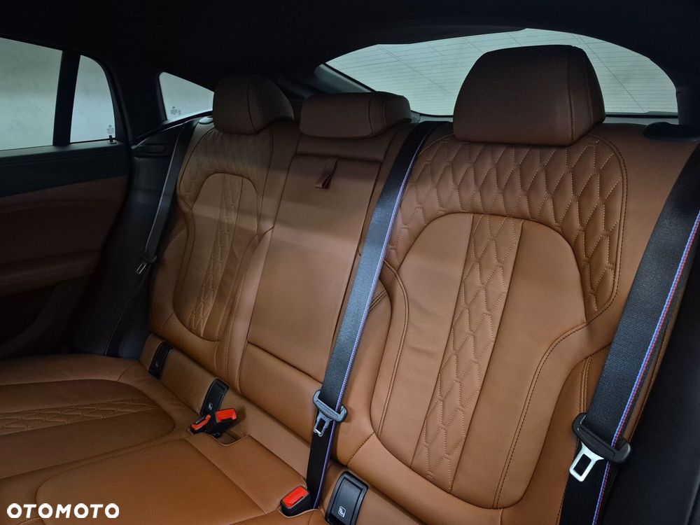 BMW X6 - 29