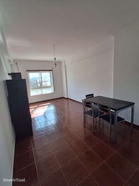 Apartamento T2 Leiria - Grande imagem: 2/7