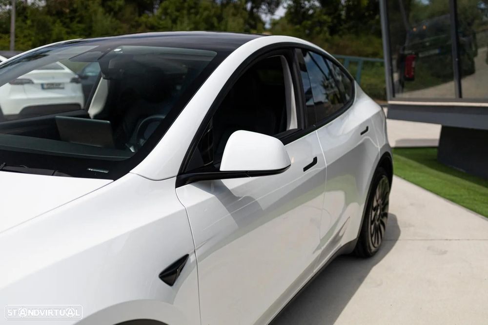Tesla Model Y Long Range Tração Integral — fotografia 18