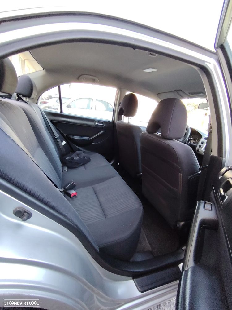 Honda Civic 1.3 IMA - 9