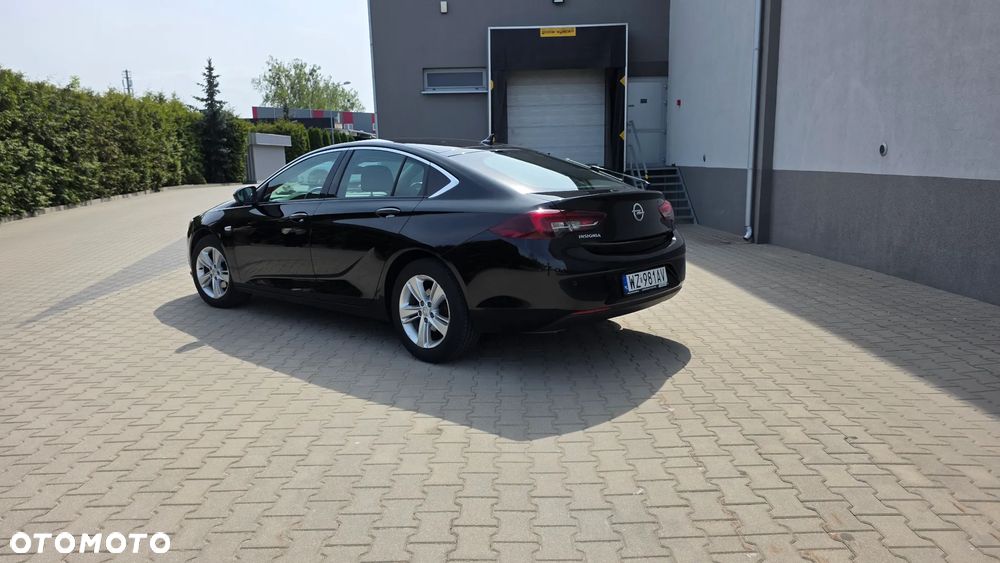 Opel Insignia 1.5 T Innovation S&S - 9
