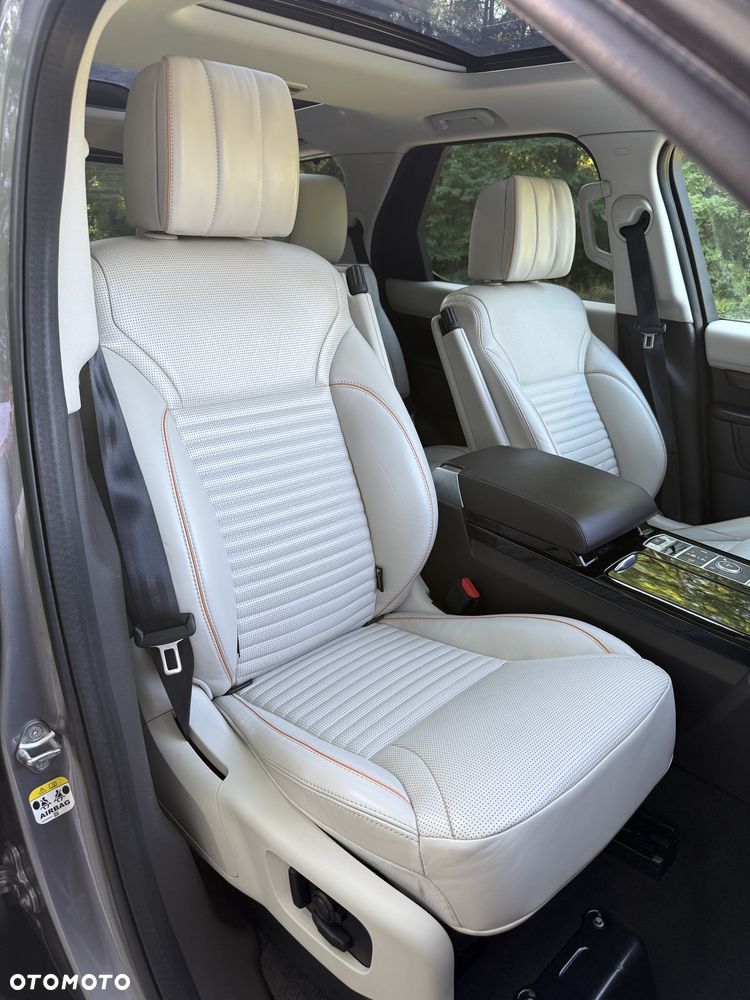 Land Rover Discovery 2.0 SD4 HSE Luxury - 12