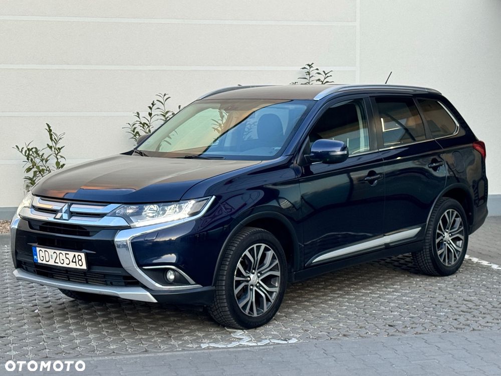 Mitsubishi Outlander 2.2 DI-D Intense + SDA 4WD - 5