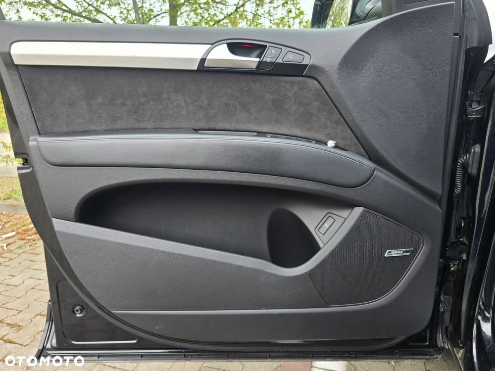 Audi Q7 3.0 TDI DPF Quattro Tiptronic - 32
