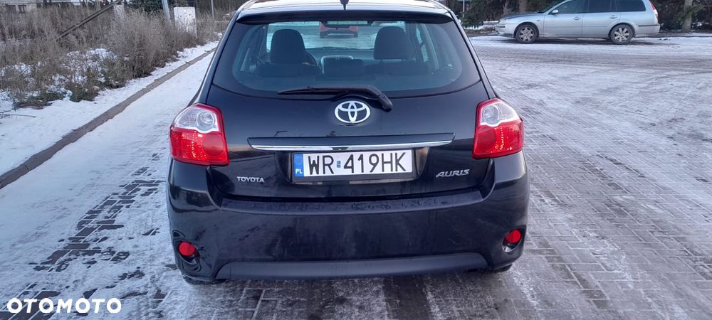 Toyota Auris 1.33 VVT-i - 4