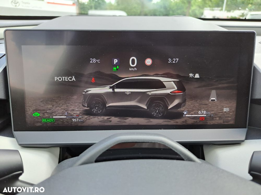 TOYOTA RAV4 2026 — imagine 23
