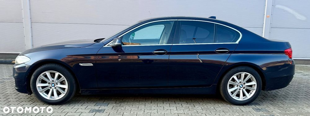 BMW Seria 5 528i xDrive Sport-Aut Luxury Line - 8