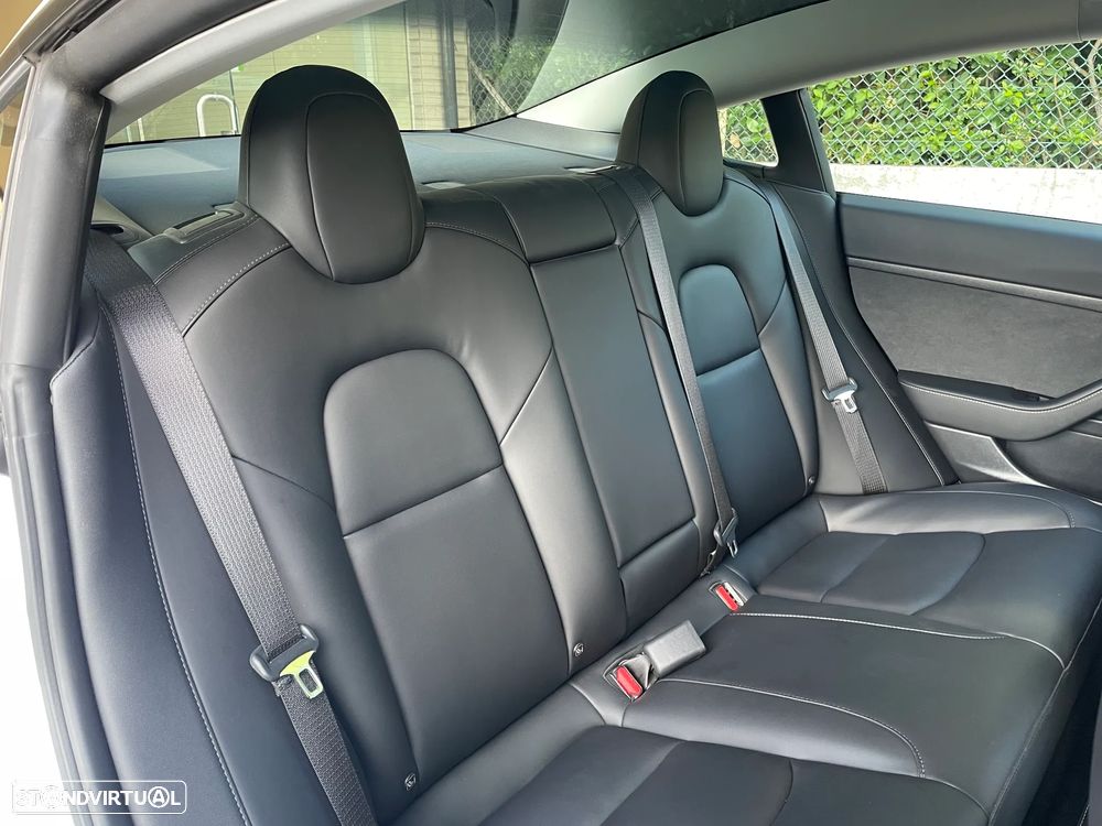 Tesla Model 3 Standard RWD - 26