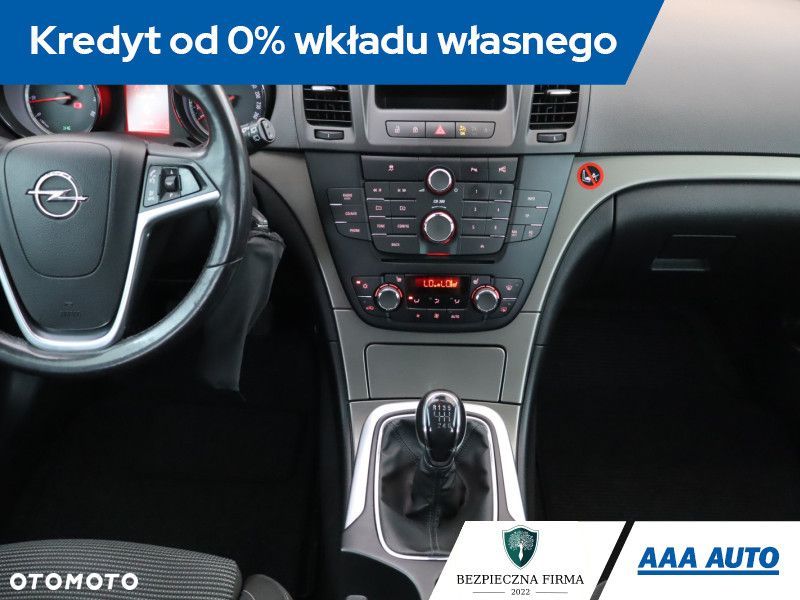 Opel Insignia - 14