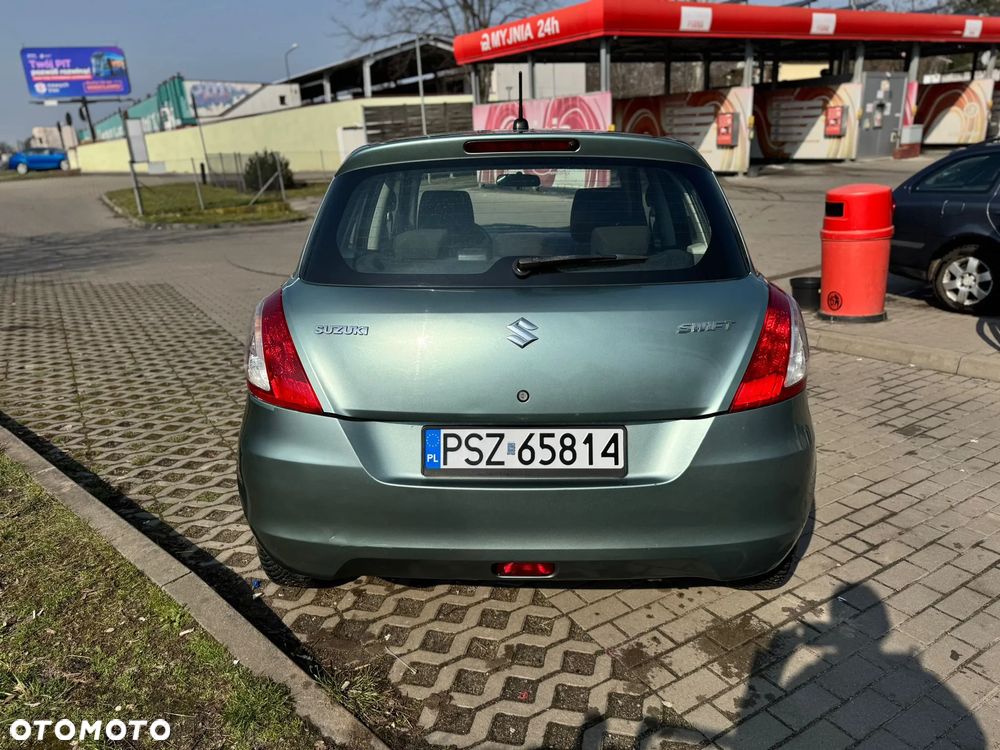 Suzuki Swift 1.2 Club - 5