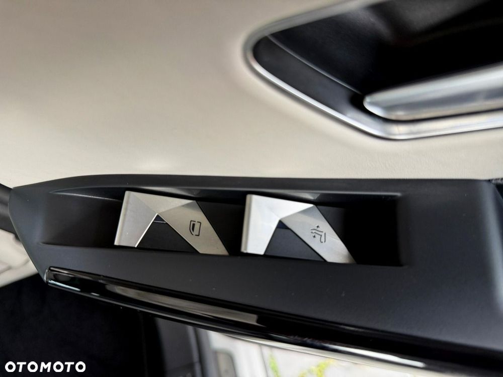 DS Automobiles DS 7 Crossback - 30