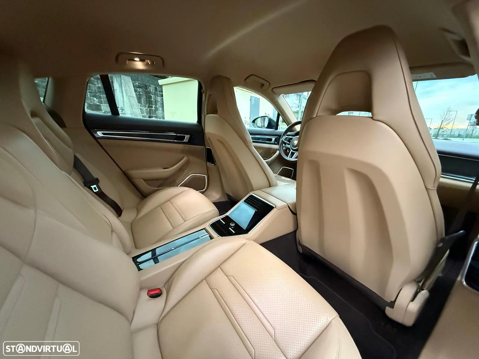 Porsche Panamera 4 S - 52