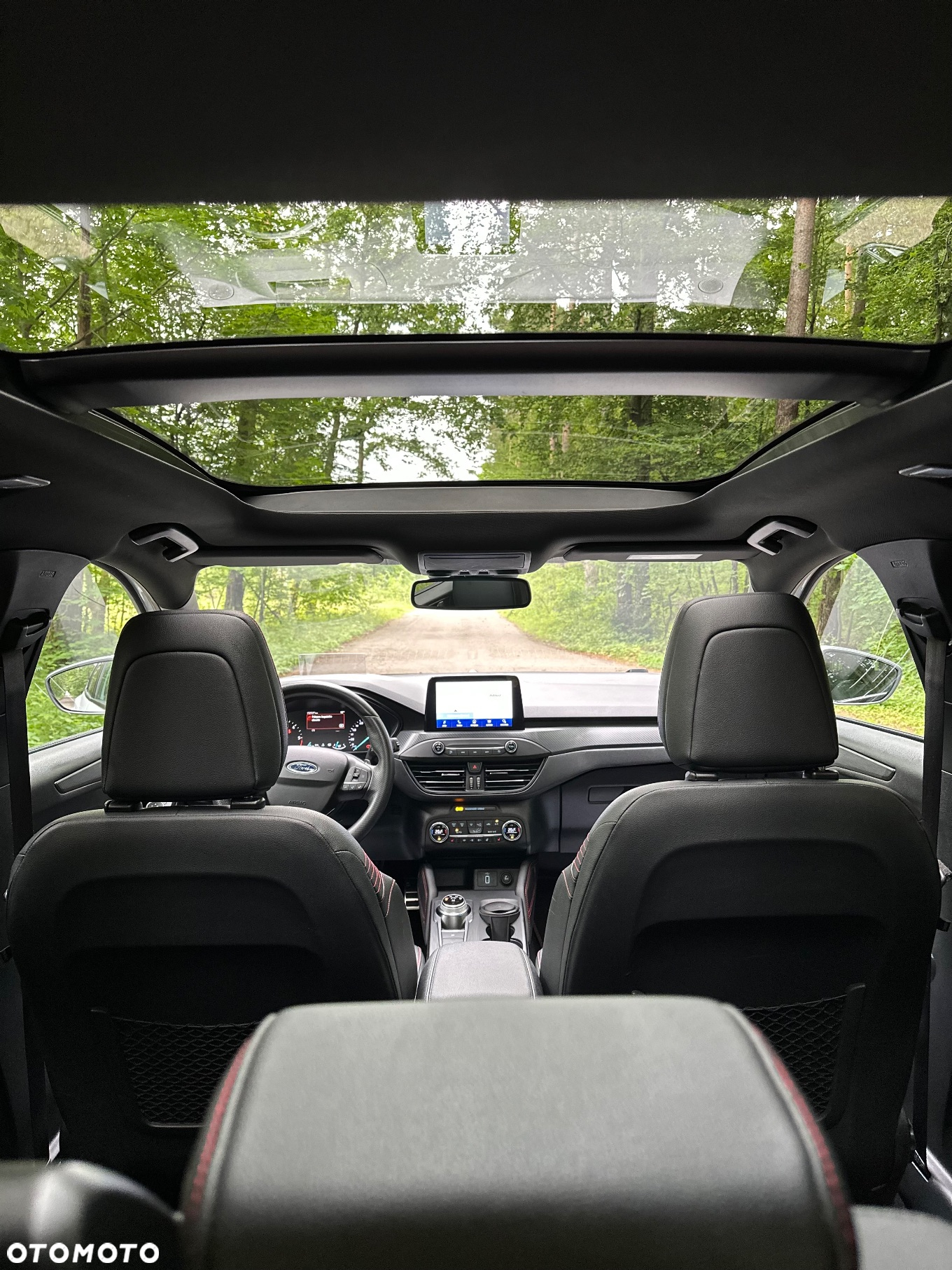 Ford Focus Turnier 2.0 EcoBlue Start-Stopp-System ST-LINE X - 22