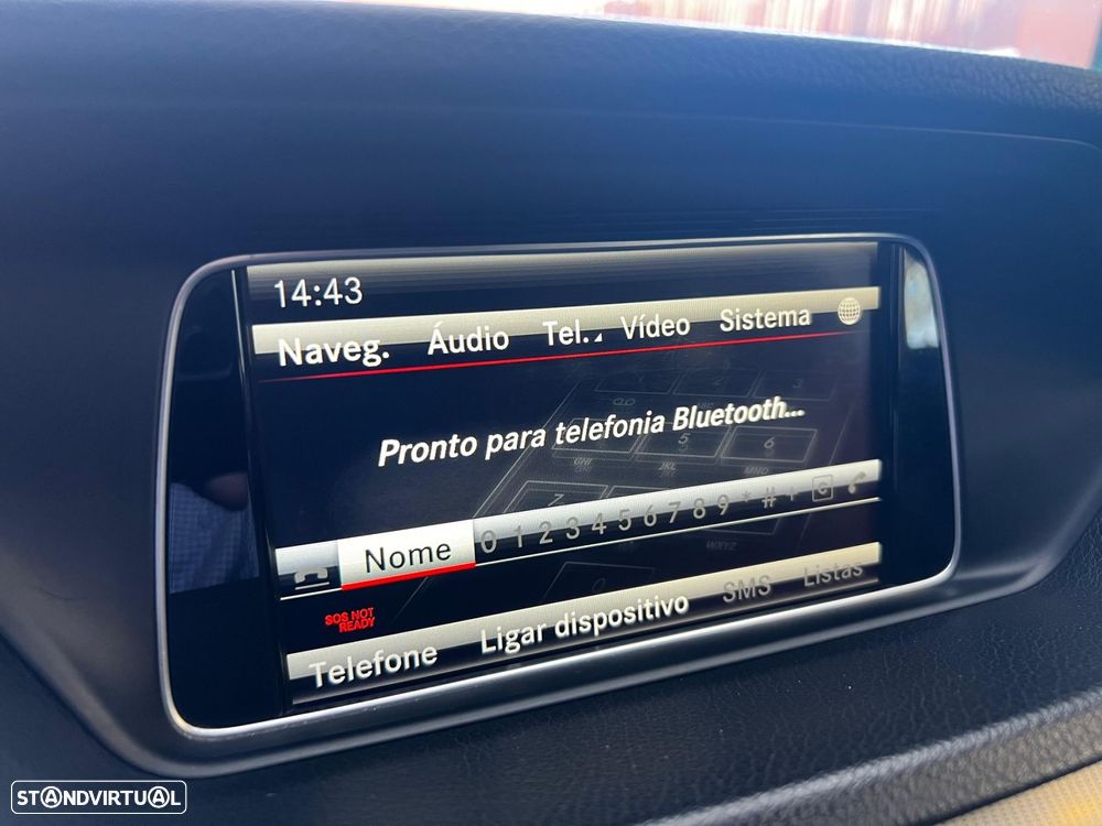 Mercedes-Benz E 250 BlueTEC Avantgarde Auto. - 28