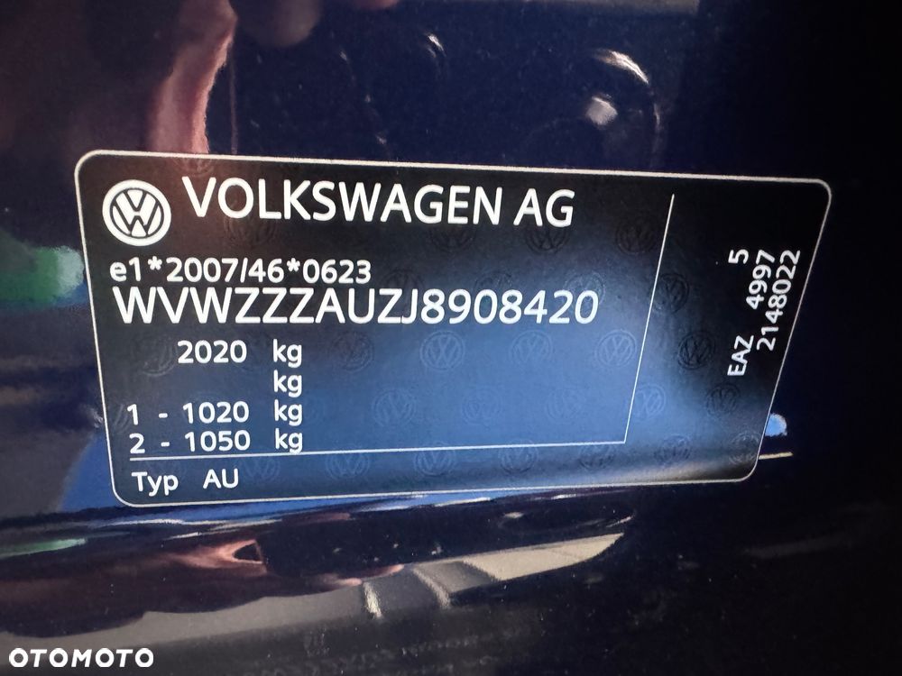 Volkswagen Golf - 39