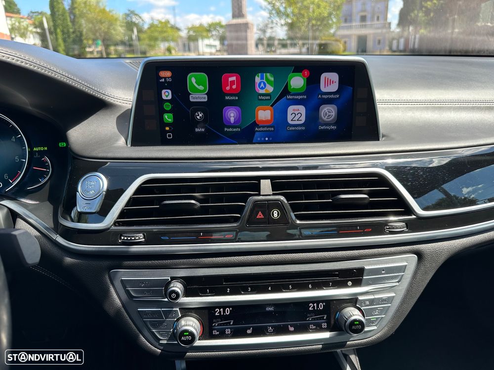 BMW 740 d xDrive Pack M Auto - 12