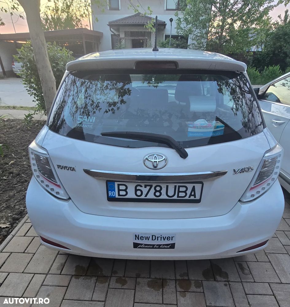 Toyota Yaris 1.3 VVT-i Multidrive S Luna - 3