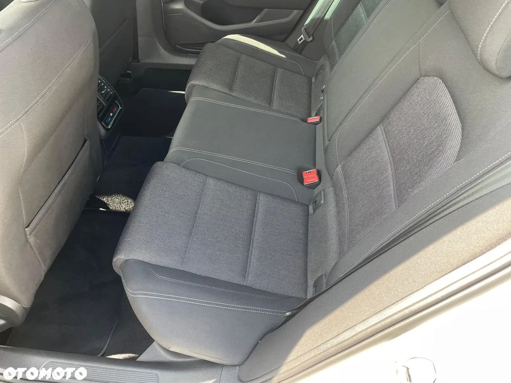 Volkswagen Passat ver-2-0-tdi-bmt-comfortline-dsg7 - 22