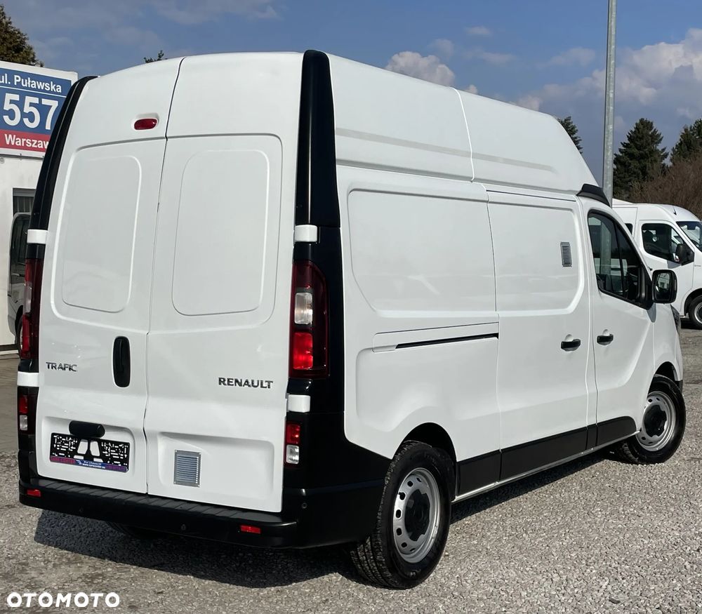 Renault Trafic - 2