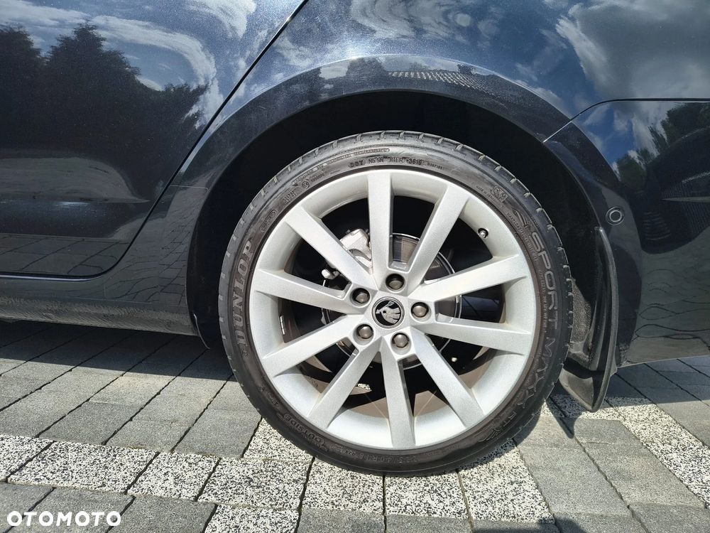 Skoda Octavia 1.6 TDI Style DSG - 8