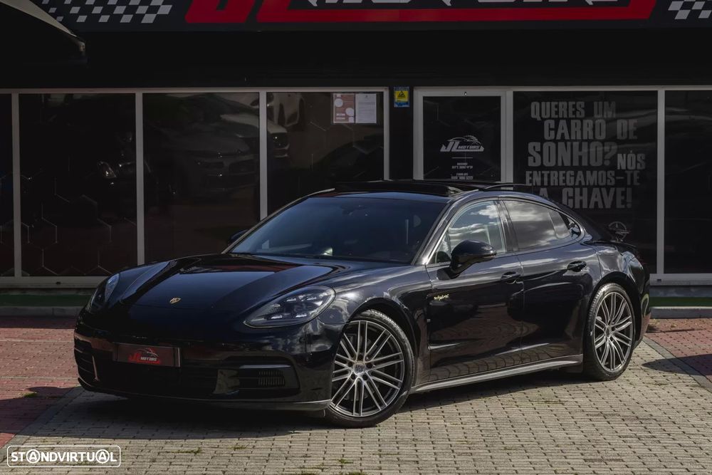 Porsche Panamera 4 E-Hybrid - 2