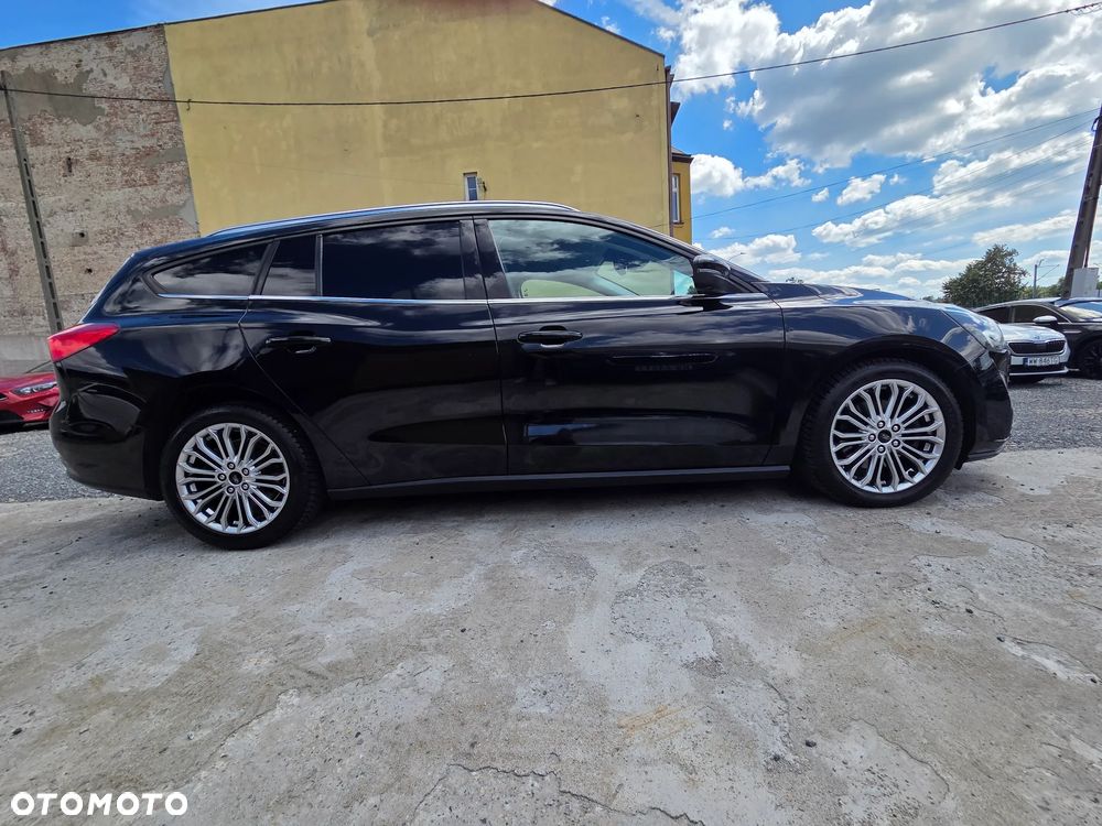 Ford Focus 1.5 EcoBoost Titanium - 6
