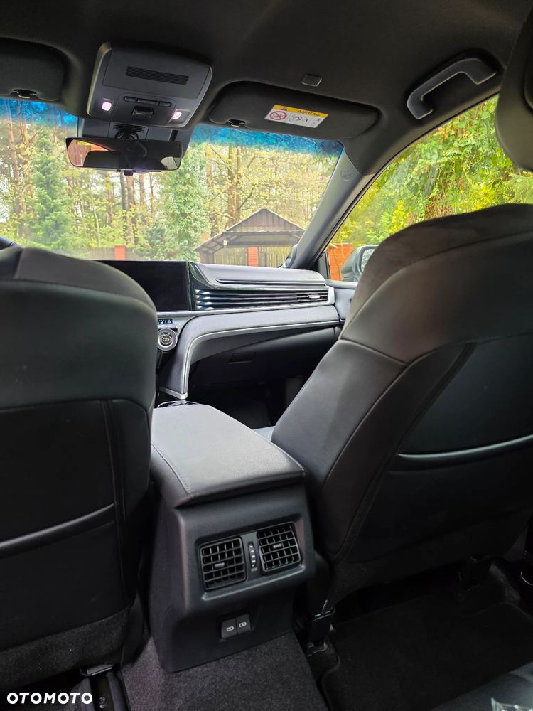 Toyota Camry 2.5 Hybrid Dynamic Force Executive e-CVT - 26