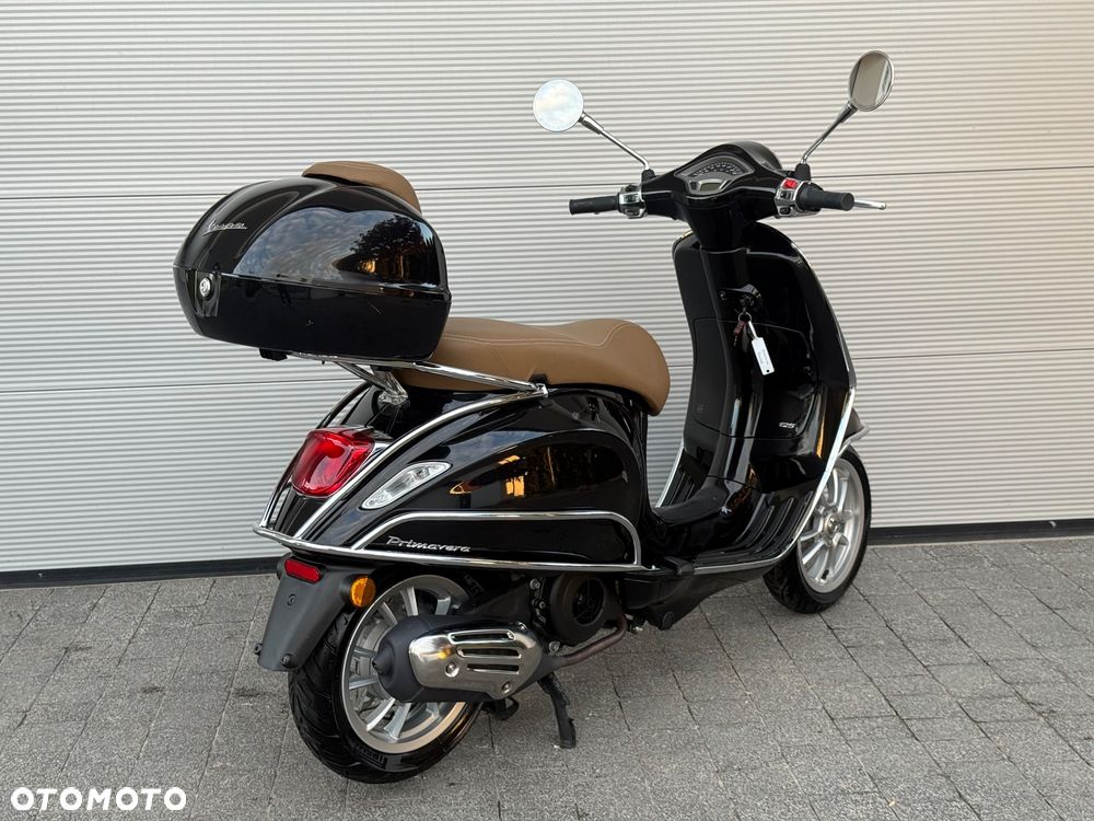 Vespa Primavera - 11