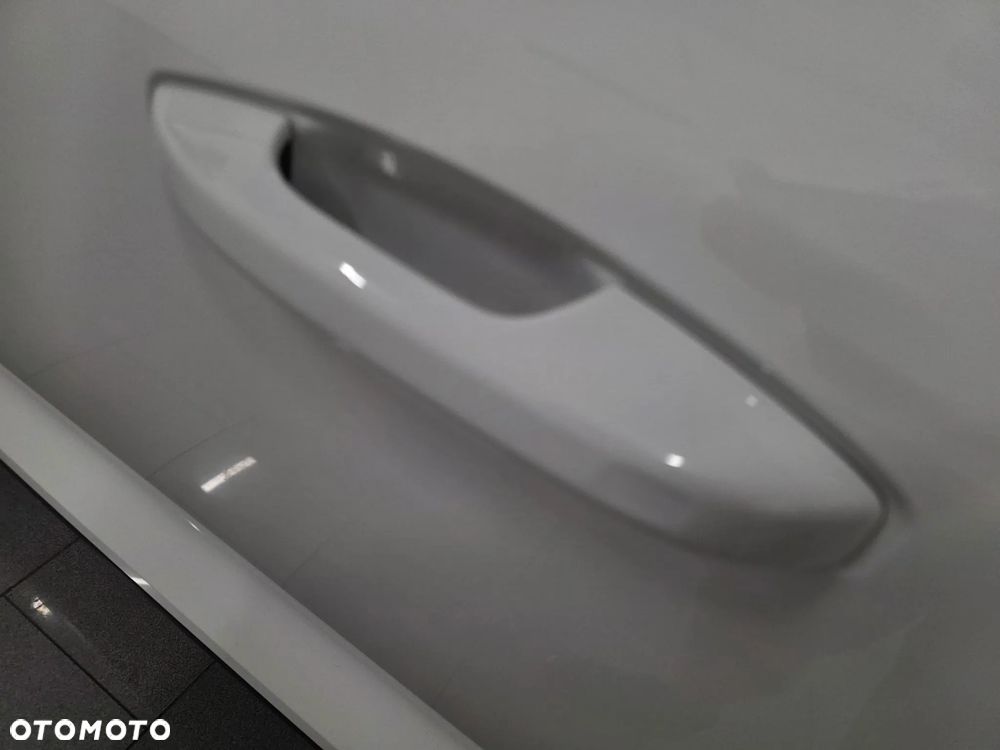 Volvo XC 40 D3 SCR R-Design - 25