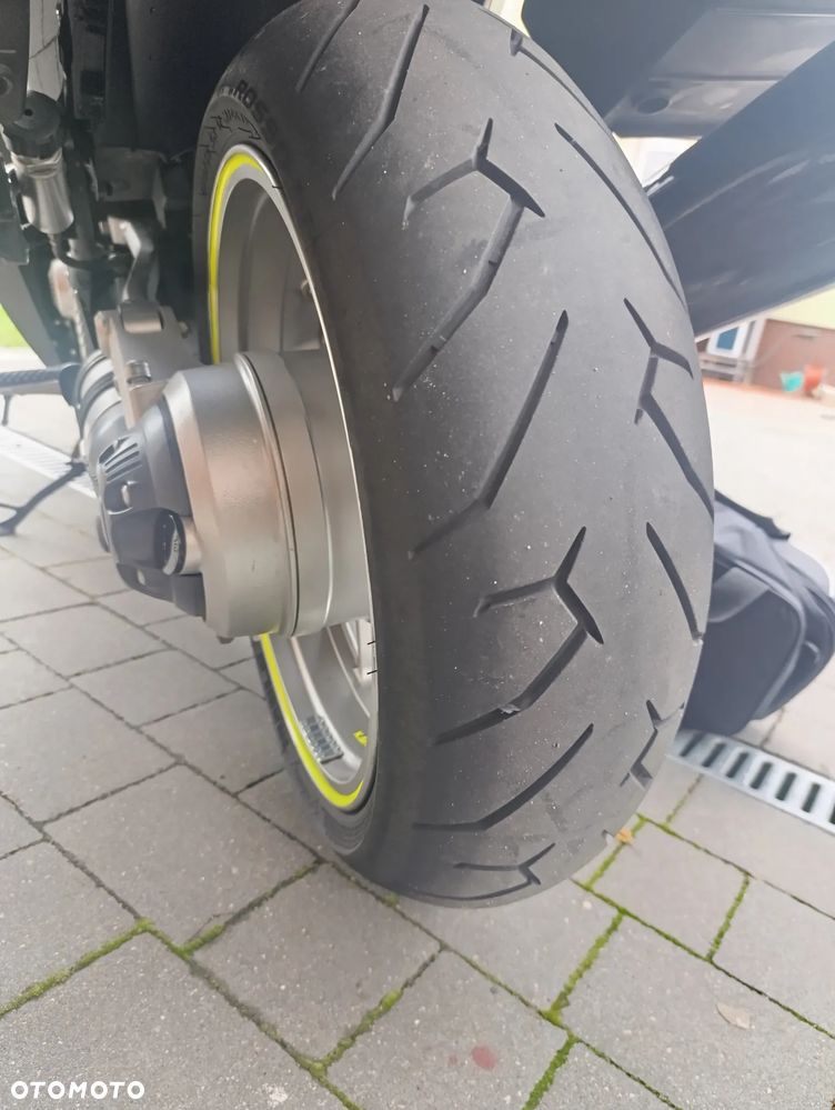Kawasaki GTR - 11