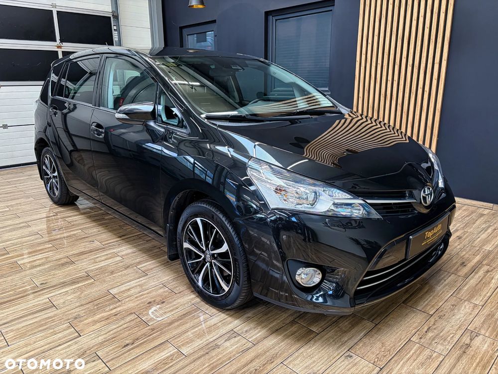 Toyota Verso 1.8 Prestige 7os - 4