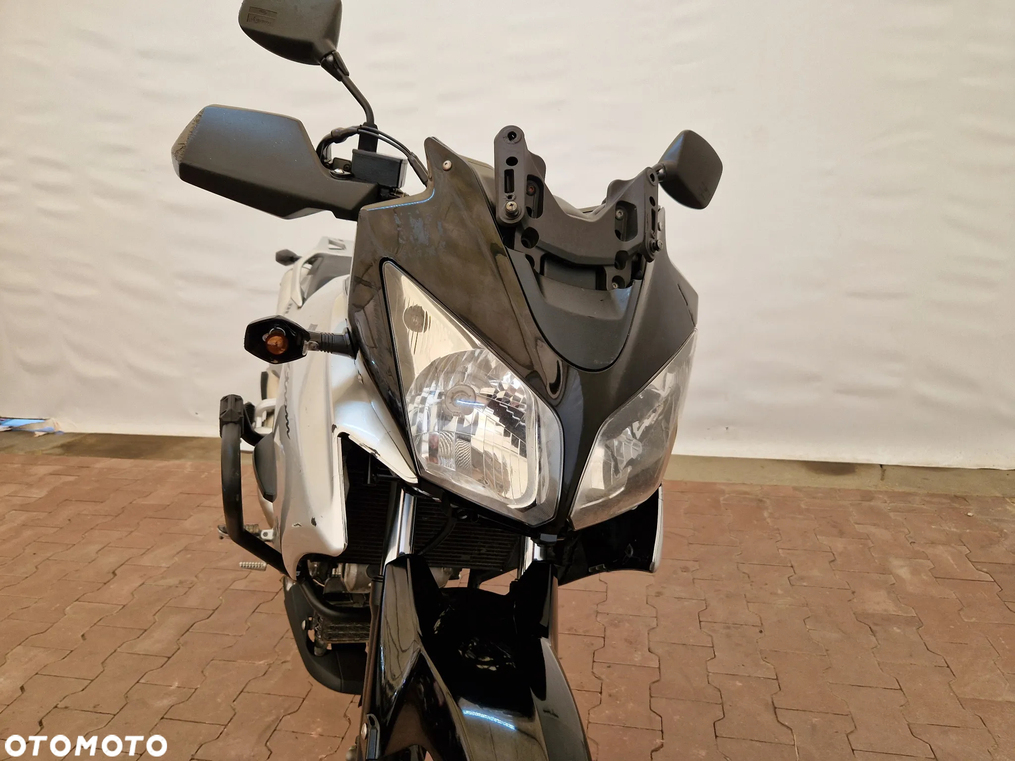 Suzuki DL - 17