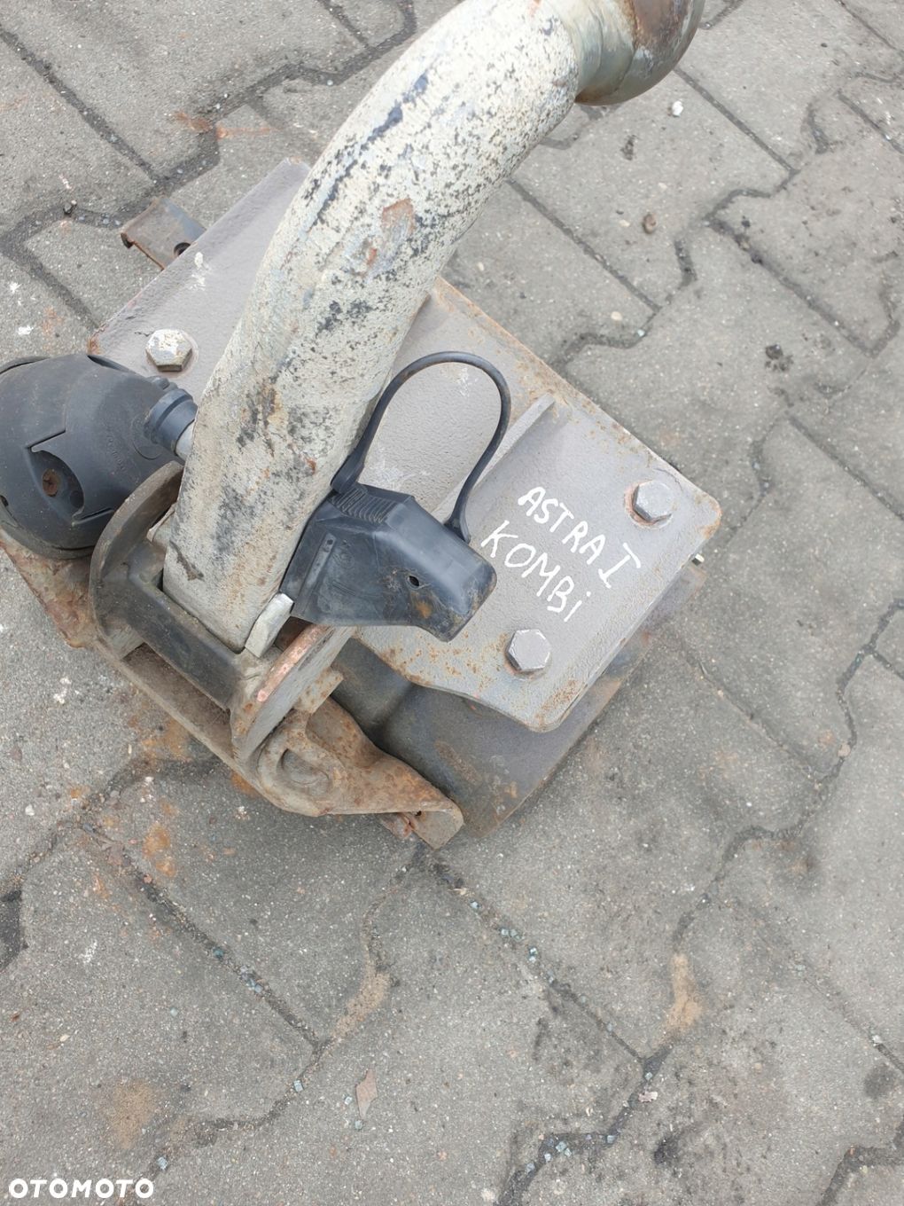 HAK HOLOWNICZY OPEL ASTRA I F KOMBI - 1