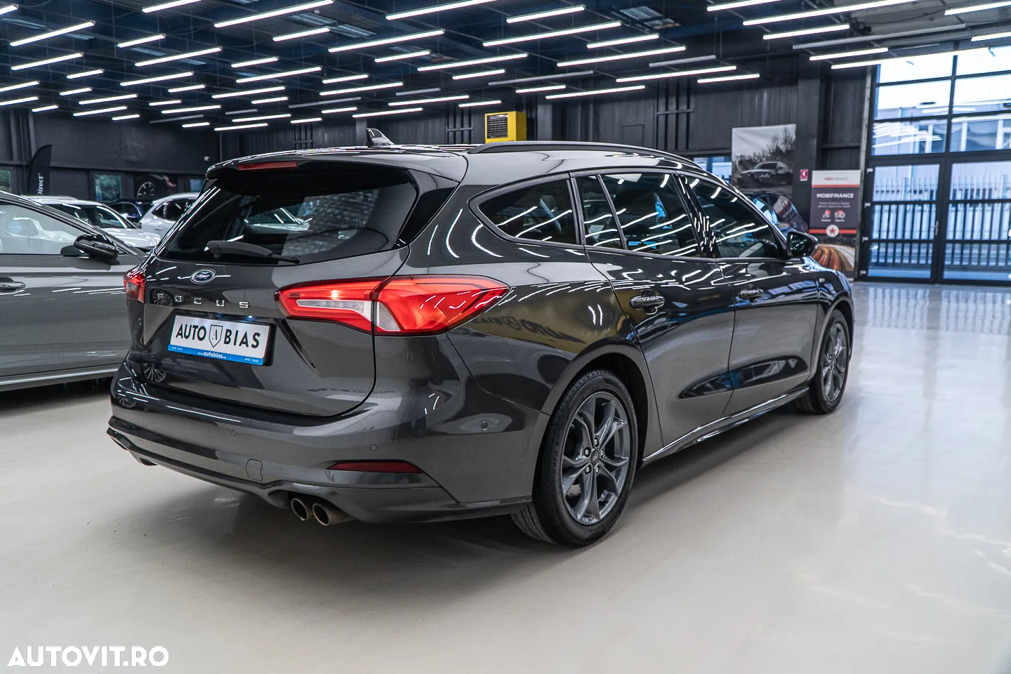 Ford Focus Turnier 1.0 EcoBoost Start-Stopp-System ST-LINE X - 7