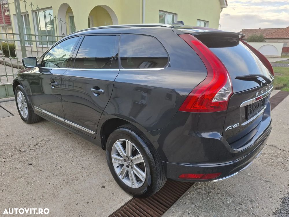 Volvo XC 60 D4 Geartronic Summum - 4
