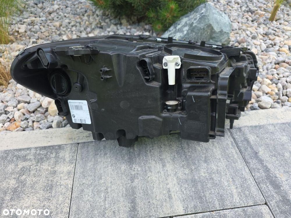 BMW X3 X4 G01 G02 Lampa lewa przód Full Led Dynamic Doświetlanie 8739647-01 - 9